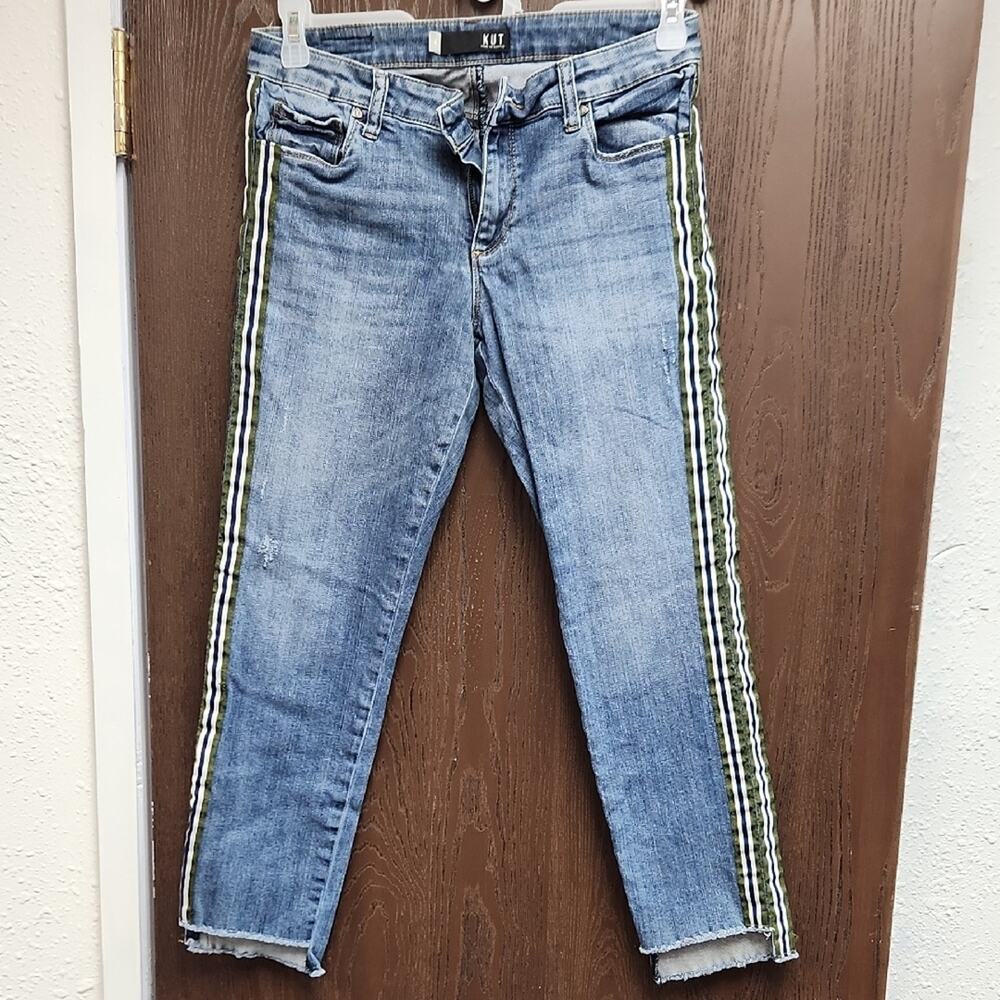 🚨2/$25 or 5/$50🚨Kut from the Kloth Blue Jeans with Olive Stripe